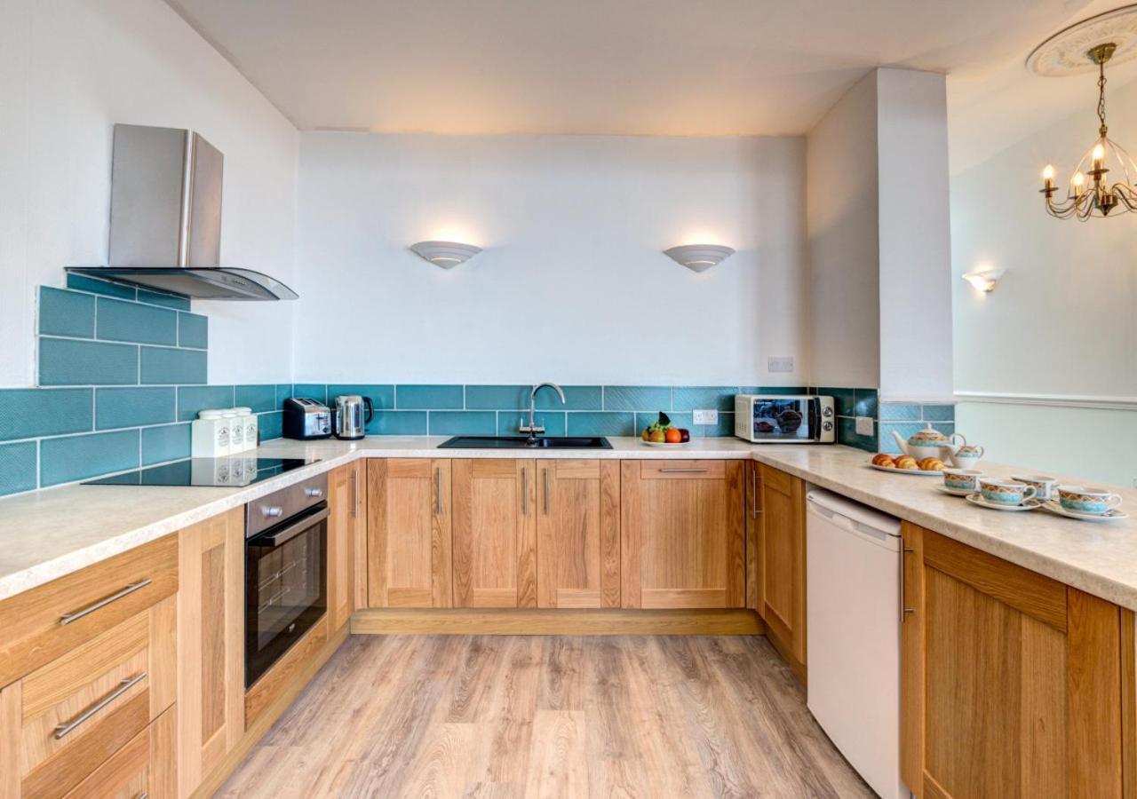 Apartment Oddicombe Hall Flat 2
