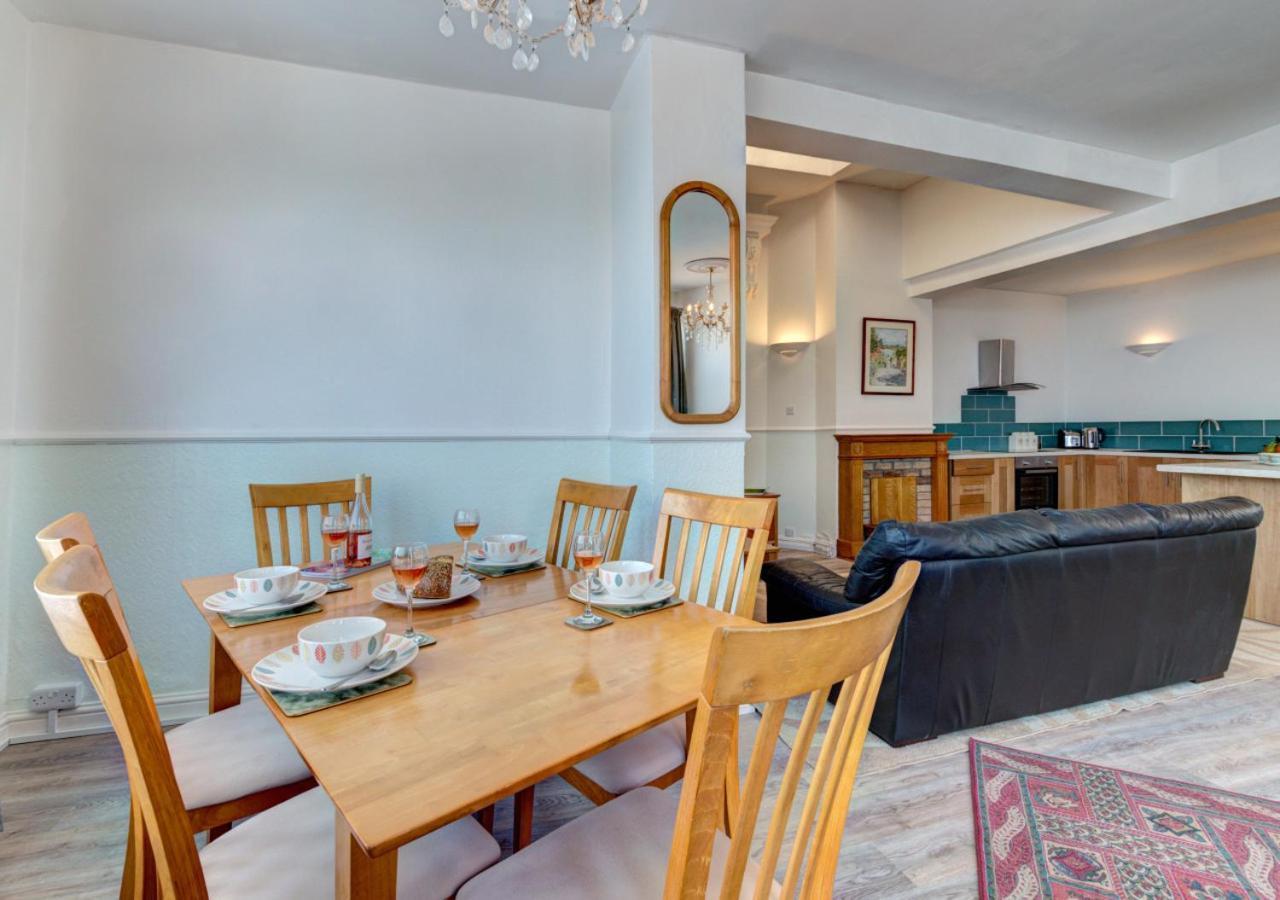 Oddicombe Hall Flat 2 Torquay